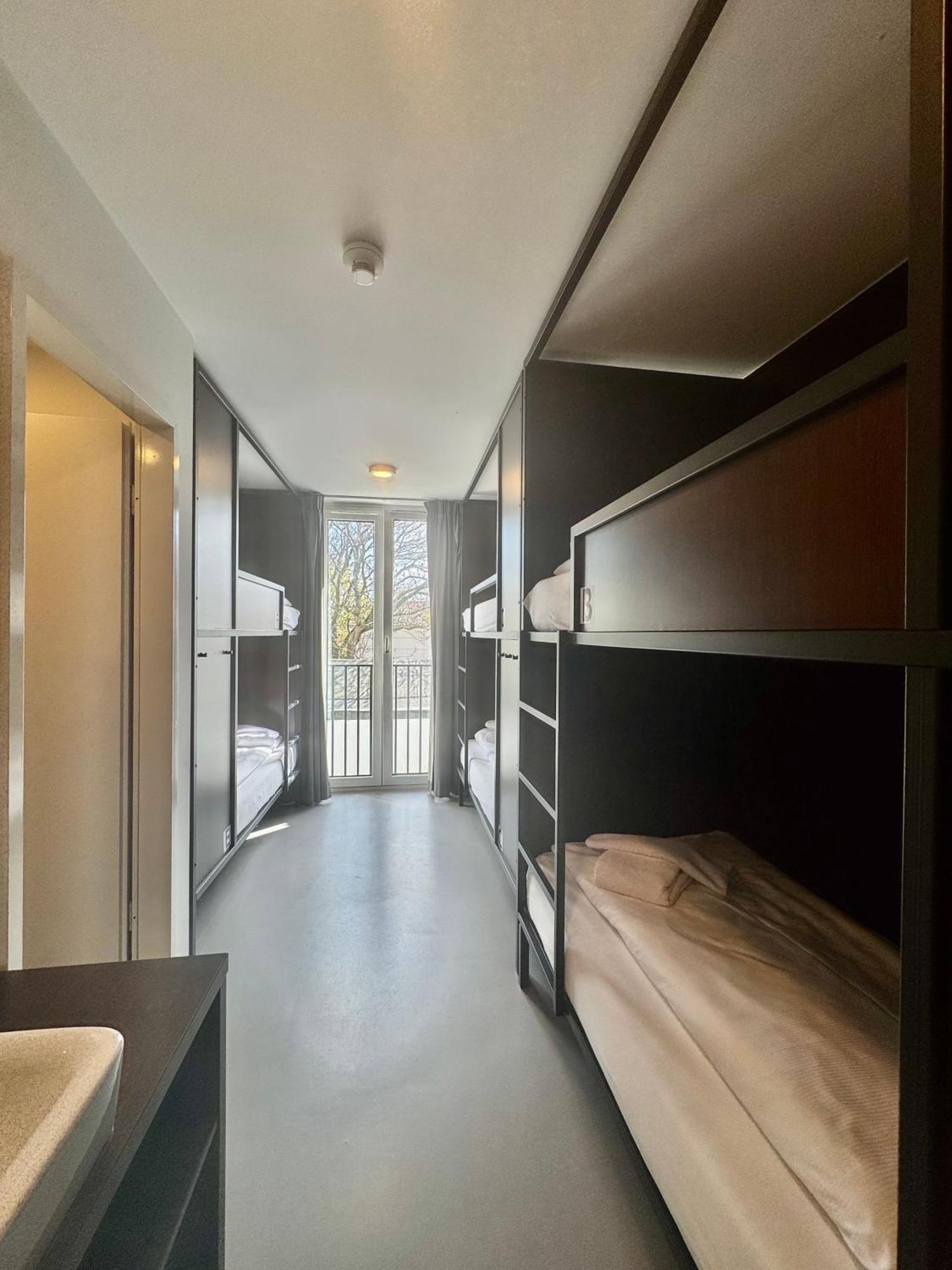 Hostel Ar *